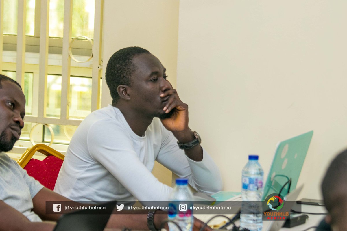 DataLead_Africa's tweet image. We had a very engaging session with participants of @youthhubafrica #ExcelMasterclass.
Using a spreadsheet may seem intimidating at first, but with a tutor like @DrArowoloAyoola you'll have a good feel of how the tool works and also how it can make everything you do much easier.