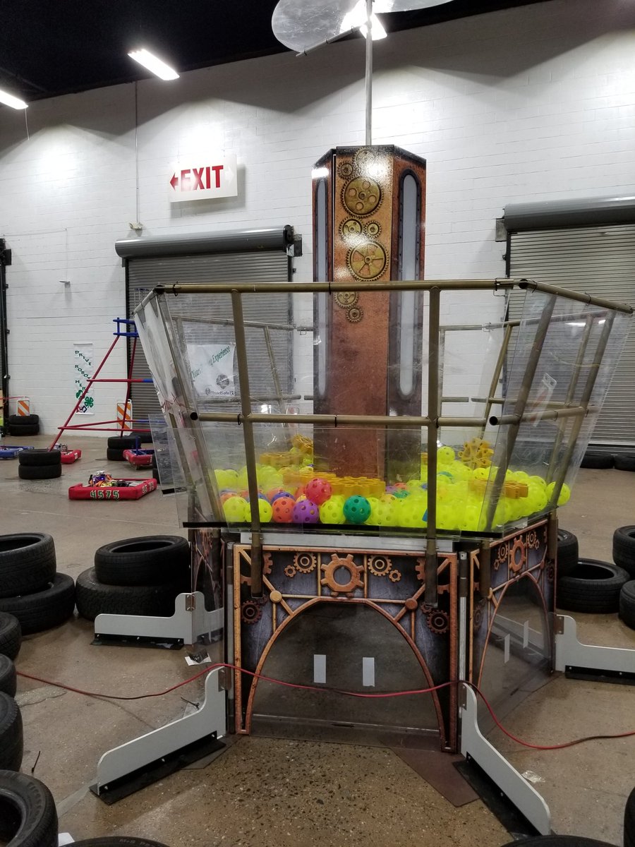 Ajoux66's tweet photo. At Robotstock.  A lot of great info and insperation. https://t.co/4uJUP63uwH
