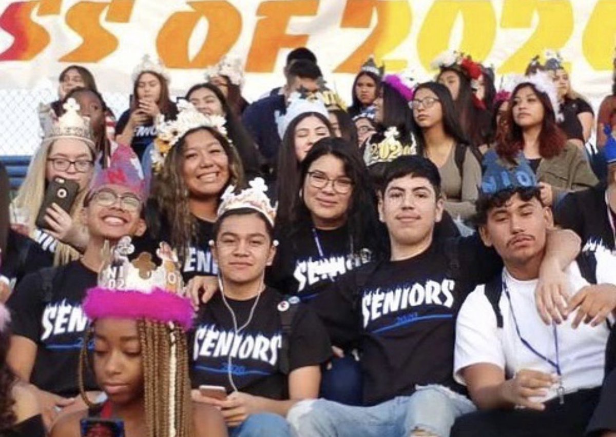 Alumni Class of 2020 🎓 tweet media