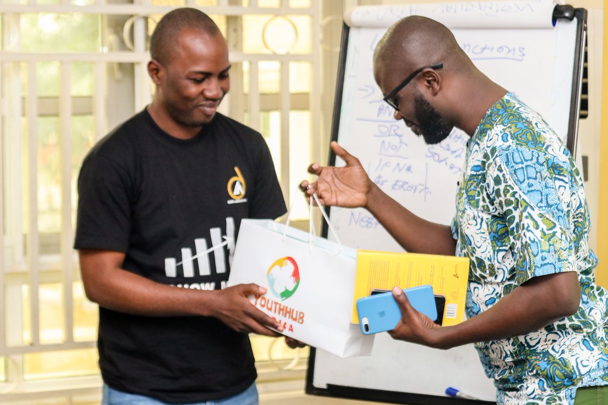 DrArowoloAyoola's tweet image. Thank you egbon @rotexonline for always challenging us to give back to society. I look forward to the next tranche of the #ExcelMasterclass
Thank you @youthhubafrica