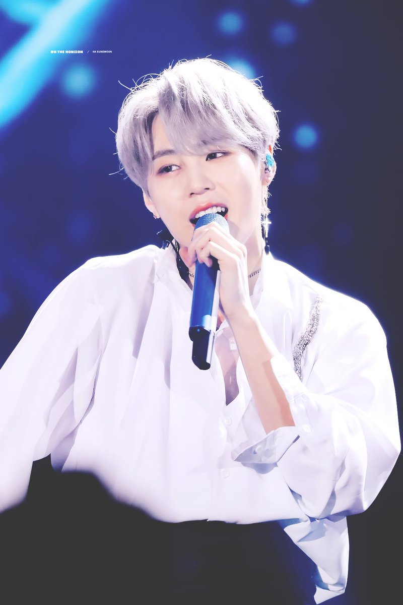 onthehorizon322's tweet photo. 너와 새긴 하루 또 하나에
눈을 감고 하늘을 날아💙
#하성운 #HASUNGWOON 

https://t.co/v4Ysflysta
https://t.co/sK1QLWgG5R
https://t.co/ErVmrkwatK
https://t.co/WJgIL5Lsud https://t.co/MXvYrN4uuE