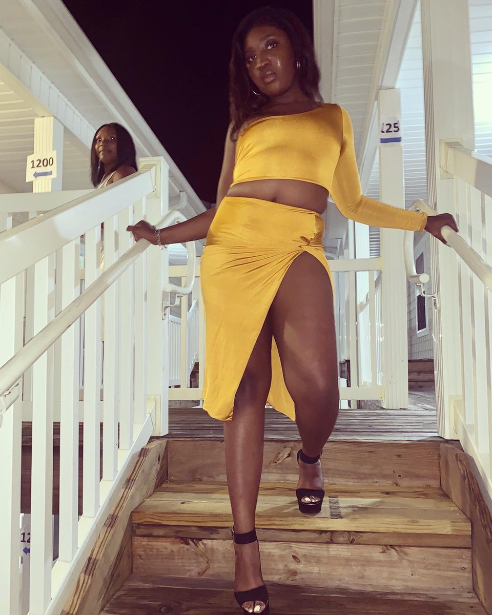 CeceLavelle_'s tweet photo. They said Klass was in session, so I had to give them something to study 🥵🤤
#KIS9 #KlassInSession https://t.co/grwQW0JhqC