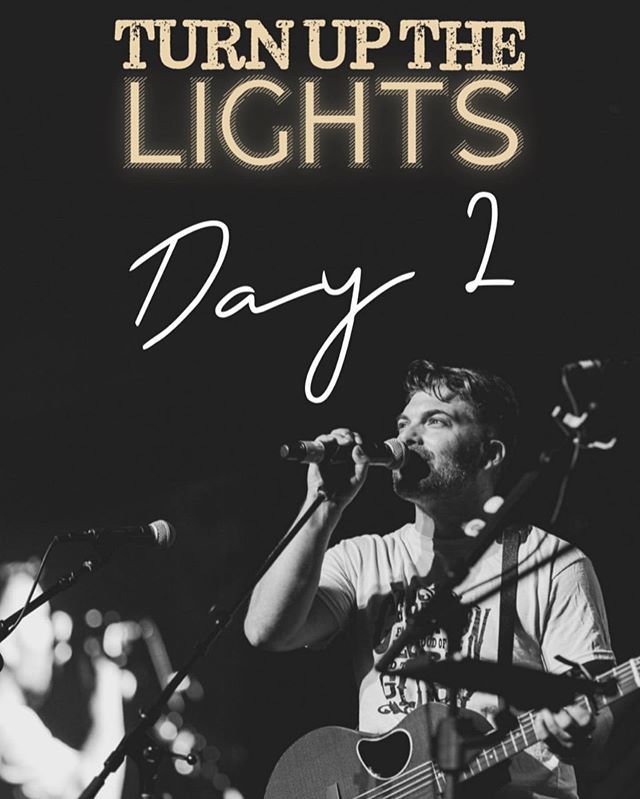 EmergingSound's tweet image. Day 2 of #TUTL Texarkana. Last night was incredible and Jesus is so kind! 
@peopleandsongs 
#peopleandsongs
#turnupthelights ift.tt/2ZnLgln