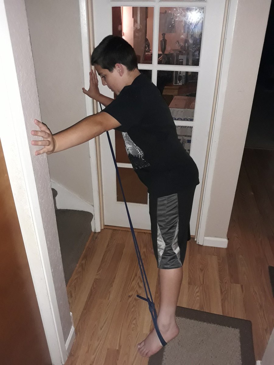 TonyBridgesBand's tweet photo. First Game of the year today at 3pm, Getting stretches done early!! LETS GO Smaxwell😁😁!!! #23gettingitin #Gpyfa #Gogrizz #Juniornation #Marinergoindown #gameday#1 #playtimesoverboy https://t.co/1SOqzgKAEO