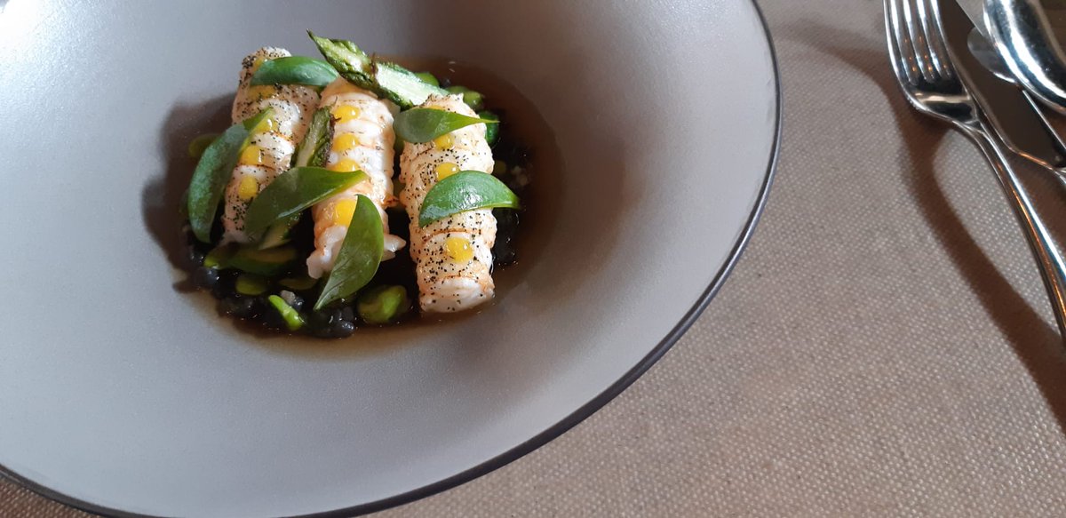 MICHELINgidsBNL's tweet image. De oogst van een uitermate verfijnd etentje.

#Ogst #Hasselt