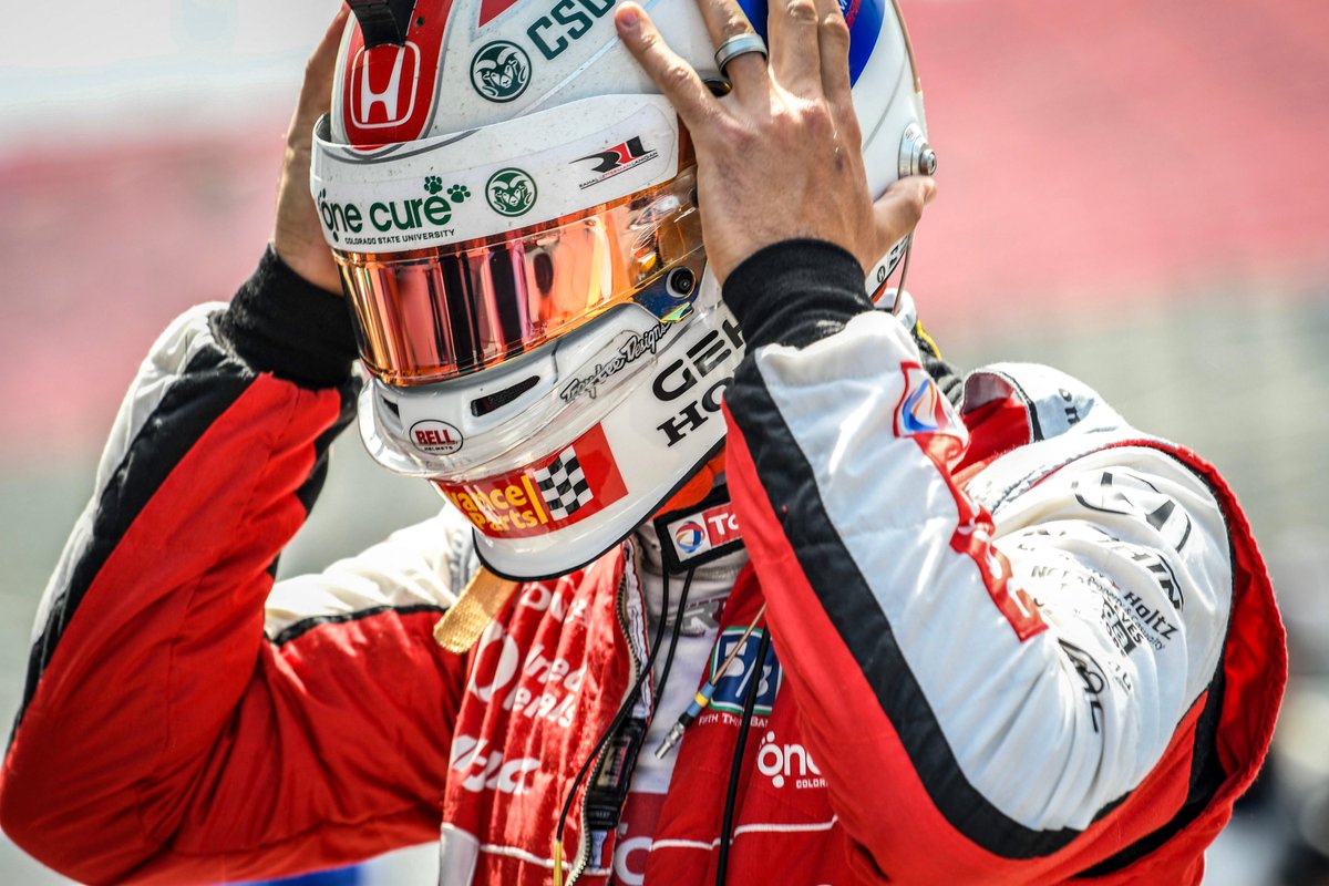 GrahamRahal's tweet photo. Ready to work our way forward tonight under the lights. See you at 8pm ET on @NBCSports!
#GR15 #15in19 #indycar #bommarito500 #qaloteam #qaloring https://t.co/UM0UF2YtIB