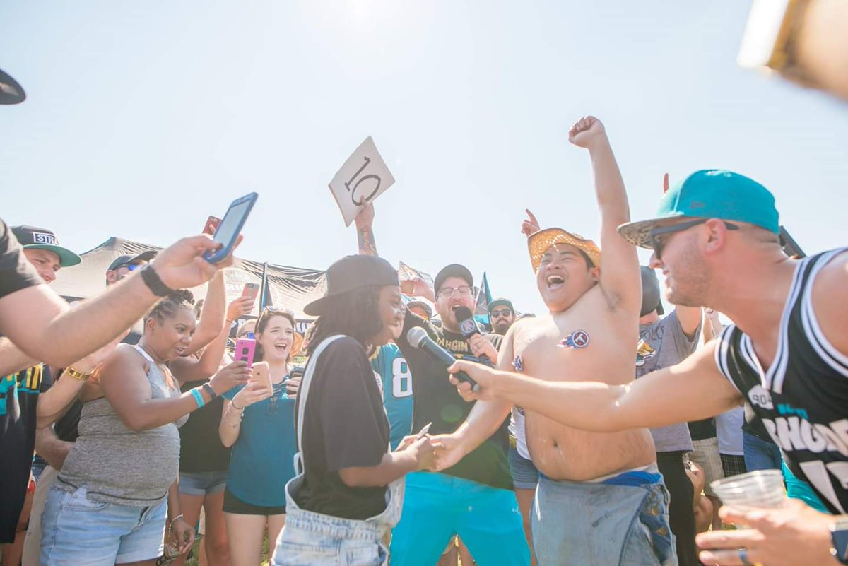 jmbagay's tweet photo. @BoldCityBrigade @TealStHooligans Needs no introduction #DUVALBCB https://t.co/wx24DzHmxY