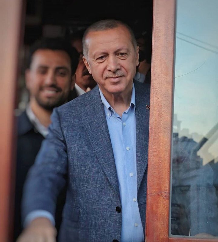 tasdemir_cemile's tweet photo. #BenErdoğancıyım diyenler burada mı?
En güzel fotoğrafını galerinden çıkarıp paylaşma zamanı😊 https://t.co/yegCsgunP8