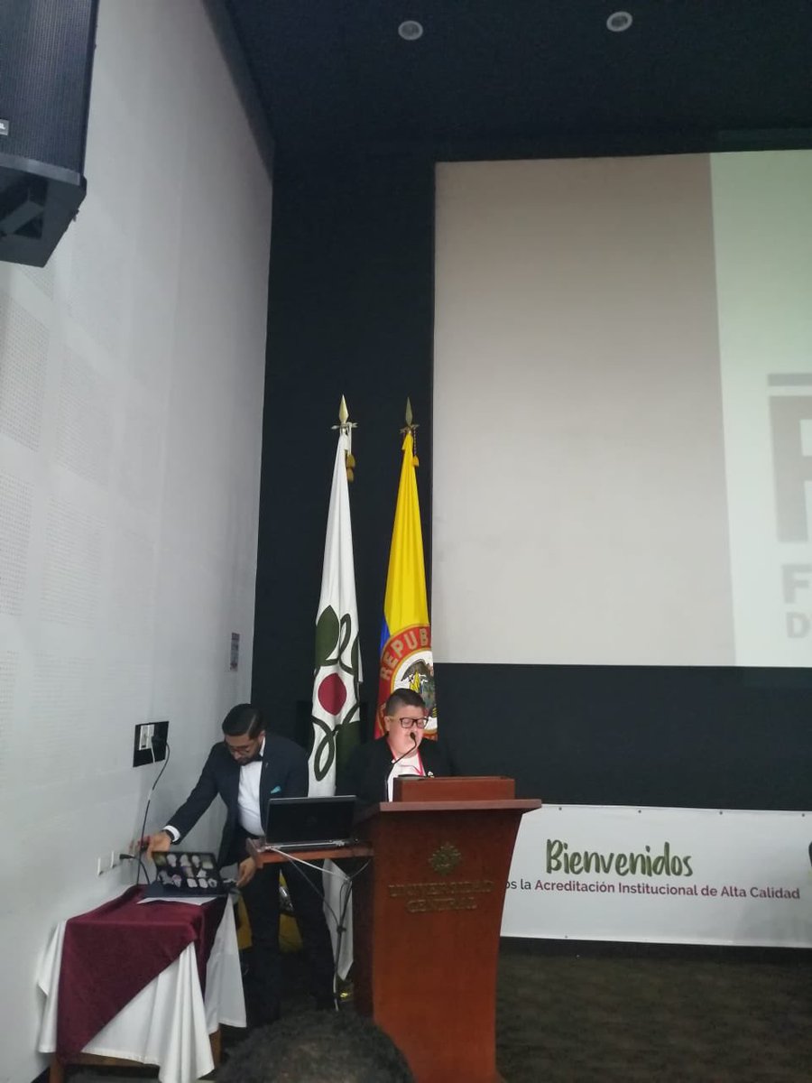 MARIOMOLINARES's tweet photo. En el marco del Plenario de la Federación Nacional de Representantes Estudiantiles -FENARES- @FENARESoficial  analizamos el Decreto 1330 sobre Educación Superior, a través de un Panel integrado por la Ministra @VictoriaBxE @Mineducacion @JotaRincon_ https://t.co/GJJxjlFxuA
