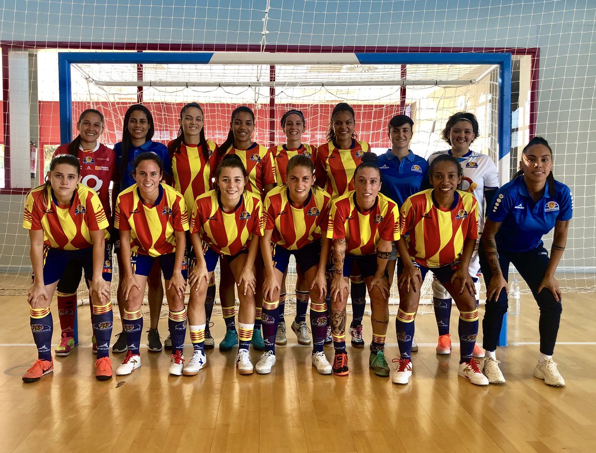 SalaZaragoza's tweet photo. ⚽️ I PRETEMPORADA

Sala Zaragoza 2-1 @Txantrea_fsf 

Los goles de Lioba y Livia han dado la vuelta al tanto inicial de las navarras. ¡Primer partido para coger ritmo! https://t.co/Y6tJwa708n