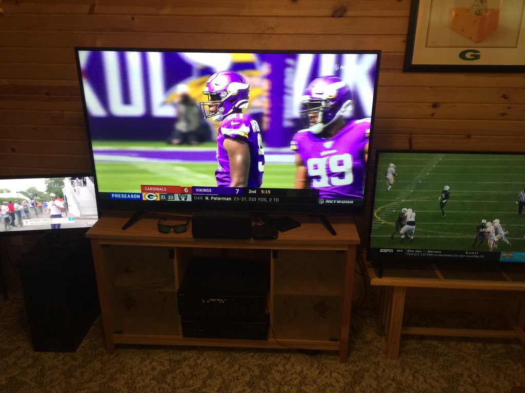 PierreArgile's tweet image. Here you go @czabe !! I’d like to say my wife finally caved, but it was actually her idea! Had I known she’d go for it I would have done it years ago! #3tvs #bestwifeever