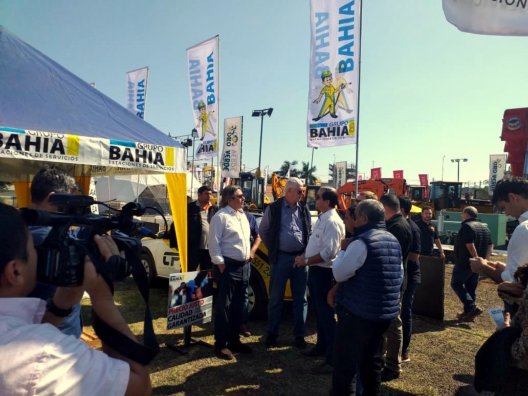 cargaenbahia's tweet photo. Te esperamos en nuestro stand de la EXPO MÁQUINA 2019 🚚⚙️ Vení y entérate de todos los productos y servicios que tenemos para vos! En espacio IDESA (Avda. Madame Lynch y Avda. Aviadores del Chaco) @ExpoMaquina2019 @maquinapy #Texsa #bahiadelivery https://t.co/3fya1sxu6r