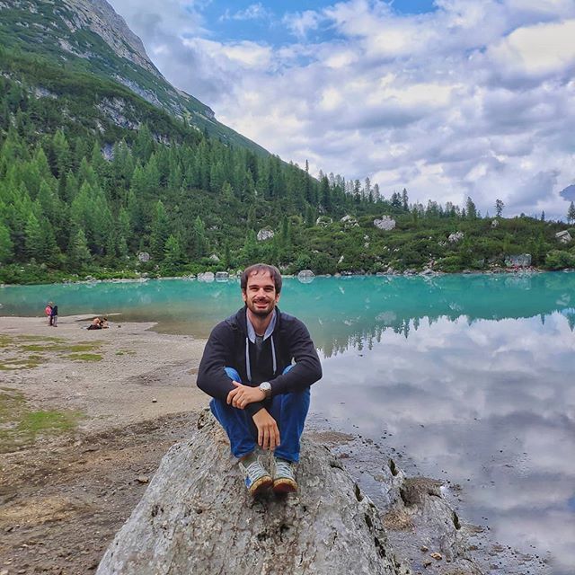 davide_bocca's tweet photo. 🐒 Chilling and having fun 
#sorapis #dolomites #italy #passotrecroci #lake #cortina https://t.co/6mbTnxn2VJ https://t.co/NtfgBSUoZB