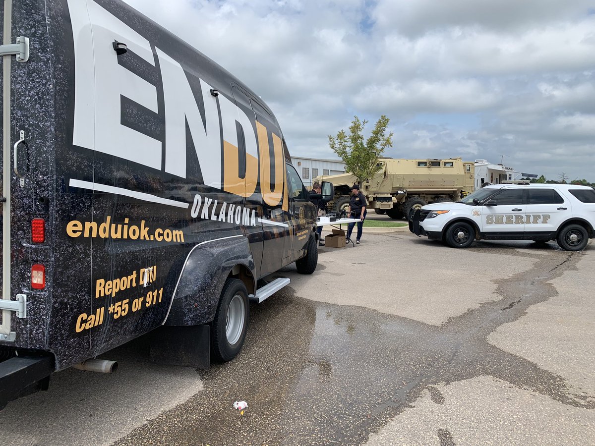 OkHighwaySafety's tweet photo. Come out to the @ShawneePD Cops N Kids event and see all the law enforcement vehicles, fire trucks, helicopters, robots, drones, and yes, even our @OkCountySheriff rollover simulator, until 4 p.m. today! This is a great event for kids (and adults) of all ages! https://t.co/HmSLfORoB8