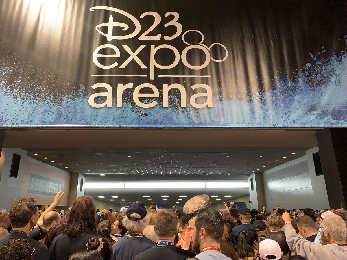MPatD23Expo's tweet photo. A lot of @DisneyD23 Gold Members are trying to queue for the Haunted Mansion panel at #d23expo Arena. Reminds me of exiting the stretch room in Florida... https://t.co/WyevjEZ4pE