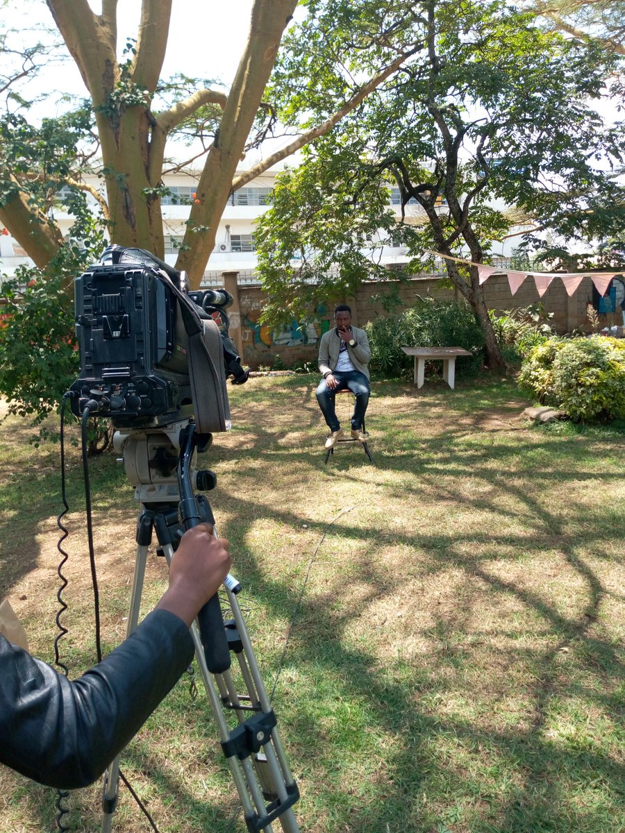 HezzieKirui's tweet photo. Leo nimewakilisha Boychild on #EbruPerfectMatch  #Chipukeezycomedyclub
@EbruTVKenya
@mulamwah 
@wasiomabashir3 
@toonhood 
@ududu_comedy 
@ComedianLiar 
@amaka_prince_ 
@otieno_g4 
@KimKoima 
@Comedian_matayo
@NyokafiC 
@officialkartelo 
@chipukeezyvini
@kiplangatlangat https://t.co/9YTPwV91dE