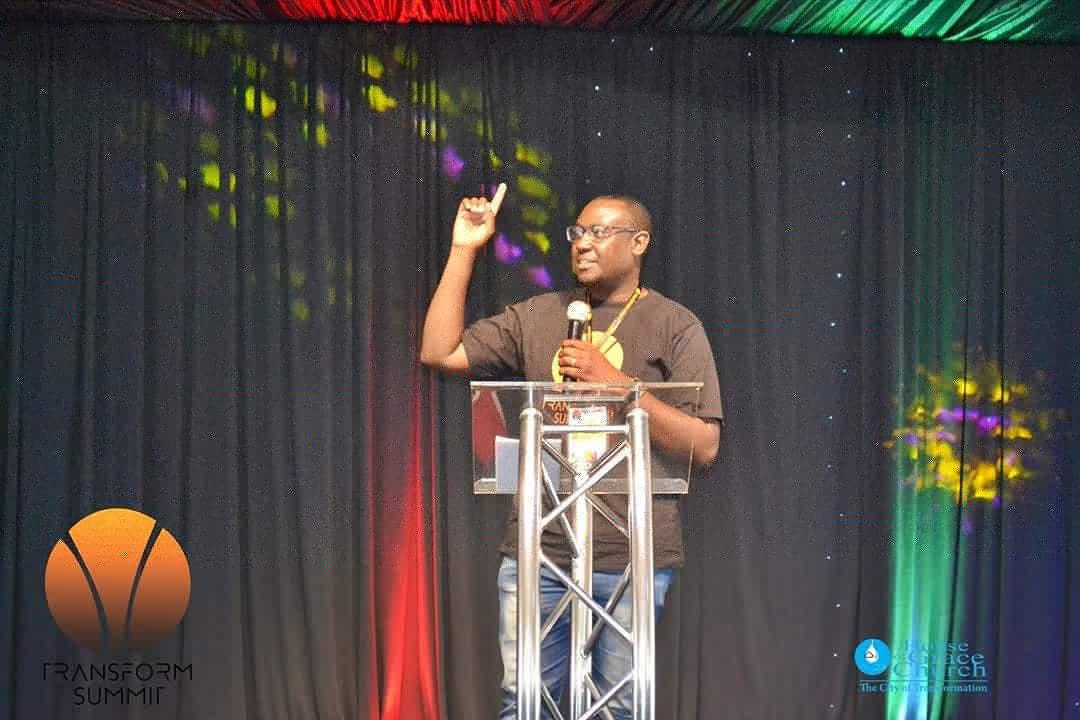 richardkagoe's tweet photo. Honoured with the opportunity to moderate #transformsummit2019 https://t.co/5Rq896ea7f