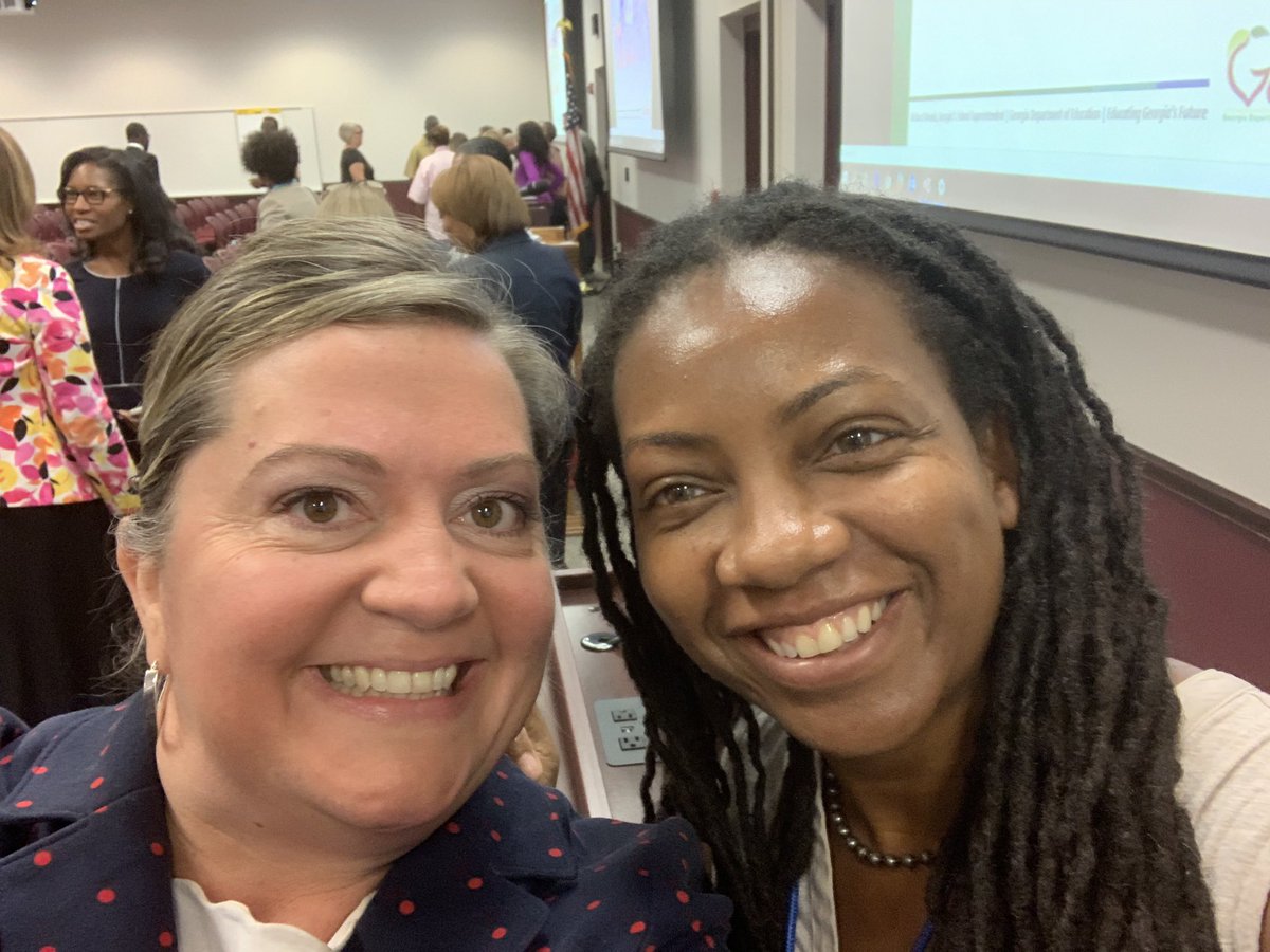 HOS_GLOBE's tweet photo. GADII with The GLOBE Academy team. Learning on a Saturday to bring our best to our students. #goglobe #DLI  #GoGADII2019 @GLOBEAcademy https://t.co/ktP7hoAtyt