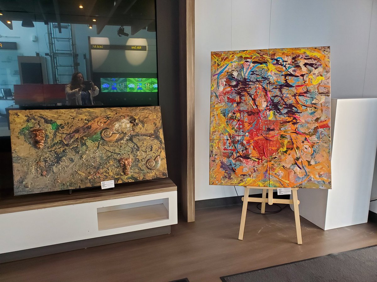 ymmartsguild's tweet photo. Check out art show today at McMurray Experience in Jubilee Plaza free admission #ymmarts #ymmartguid #rwb #ad #event #ShareYourStudio https://t.co/sk93GYGmeU