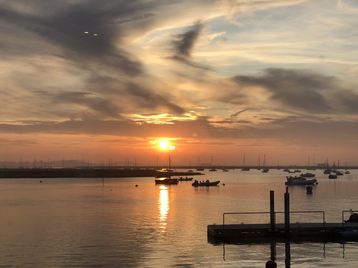 Sun set  <a href="/AldeYachtClub/">Aldeburgh Yacht Club</a>  #evenings #aldeburgh #suffolk #sailing