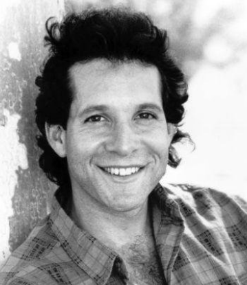 August, the 24th. Born on this day (1958) STEVE GUTTENBERG. Happy Birthday!! 