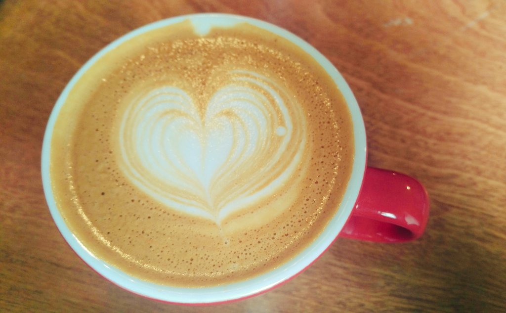rightjedsaid's tweet photo. Up in Edinburgh for a few days and it was banging, especially the coffee scene up there with @artisanroast Broughton St winning. https://t.co/sFRL6k3Jxj