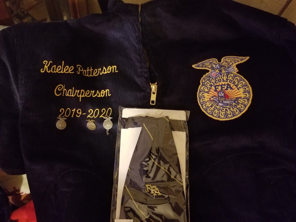 KaeleePatterson's tweet photo. I'm so excited for what this year brings, the accomplishments and honors I get to take part in. #FFA #FFAOfficer https://t.co/PQQWmV4rSd