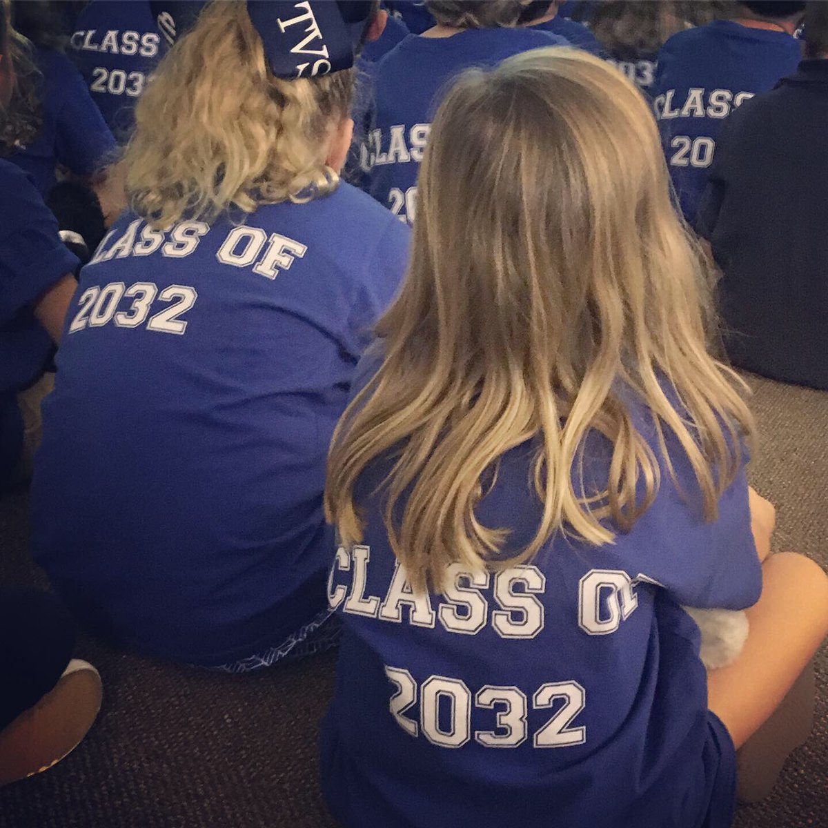 TheQuest4Books's tweet photo. It is always so fun to be part of the annual kindergarten teddy bear picnic! @TVS_Trojans Class of 2032! https://t.co/EhR3a8tDAo