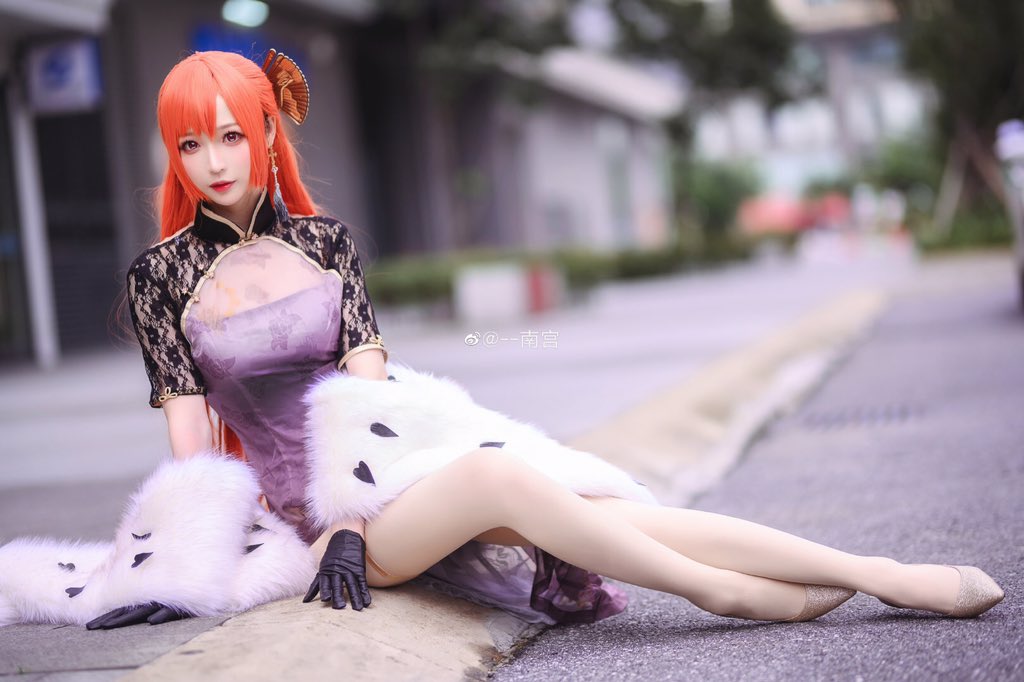 #碧蓝航线 

「  想让我陪你一会？这种事早点说不就好了」

君主：@nangongOVO 
摄影：@pala_Eiuo https://t.co/KQJUPVjbyk