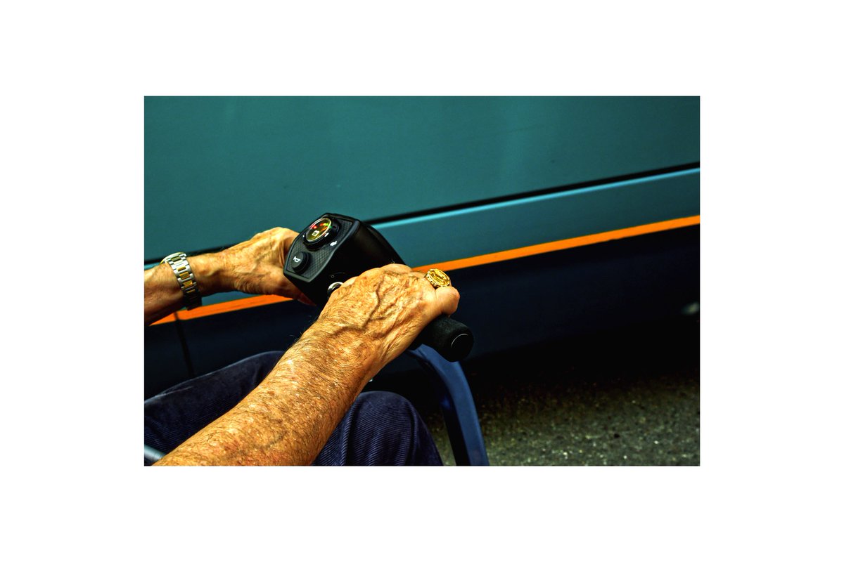 _rjkendrick's tweet photo. Sovereign #streetphotography #thephotohour #sovereignring https://t.co/5FgB92ZAum