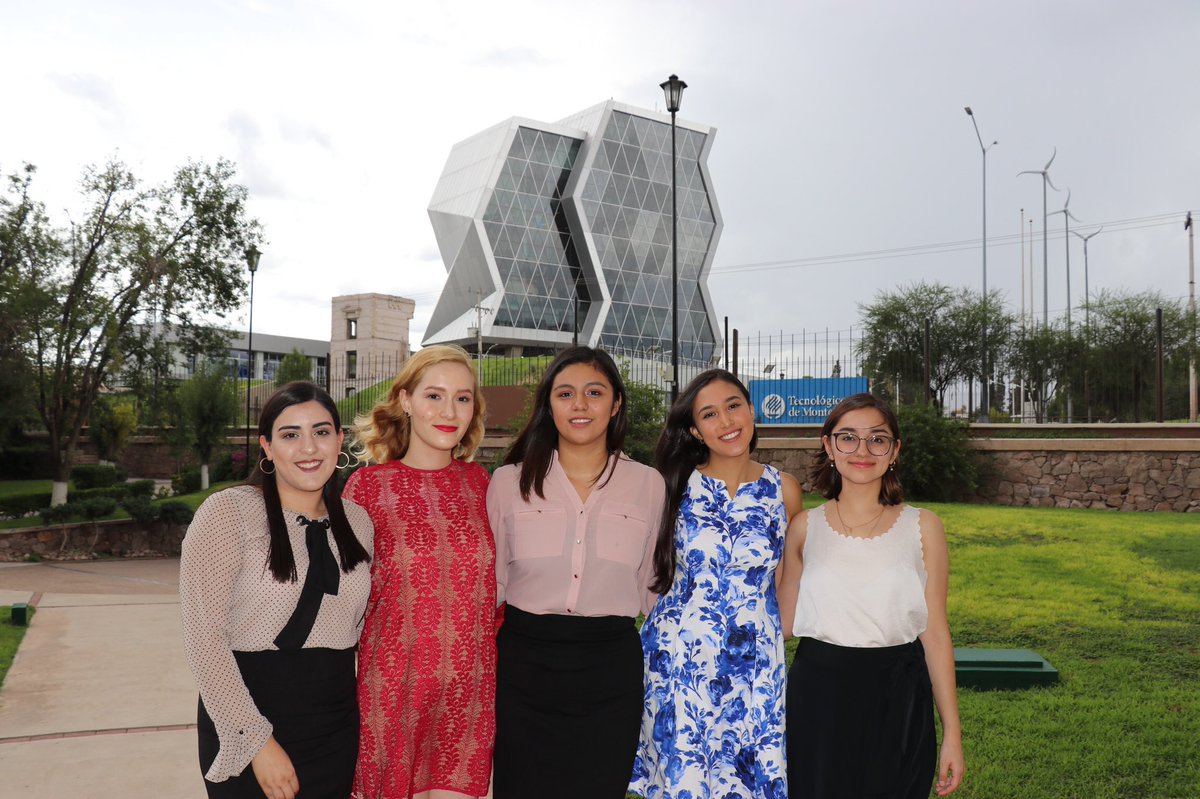 iGEM_TecChih's tweet photo. Meet iGEM Tec-Chihuahua’s areas: 
1. Entrepdneurship
2. Legal Team
3. Human Practices
4. Laboratory
(1/2)
#igem2019 #igem #igemtecchihuahua #tecchihuahua 
https://t.co/XdvN7vETbc https://t.co/Wa7fSIB0lS