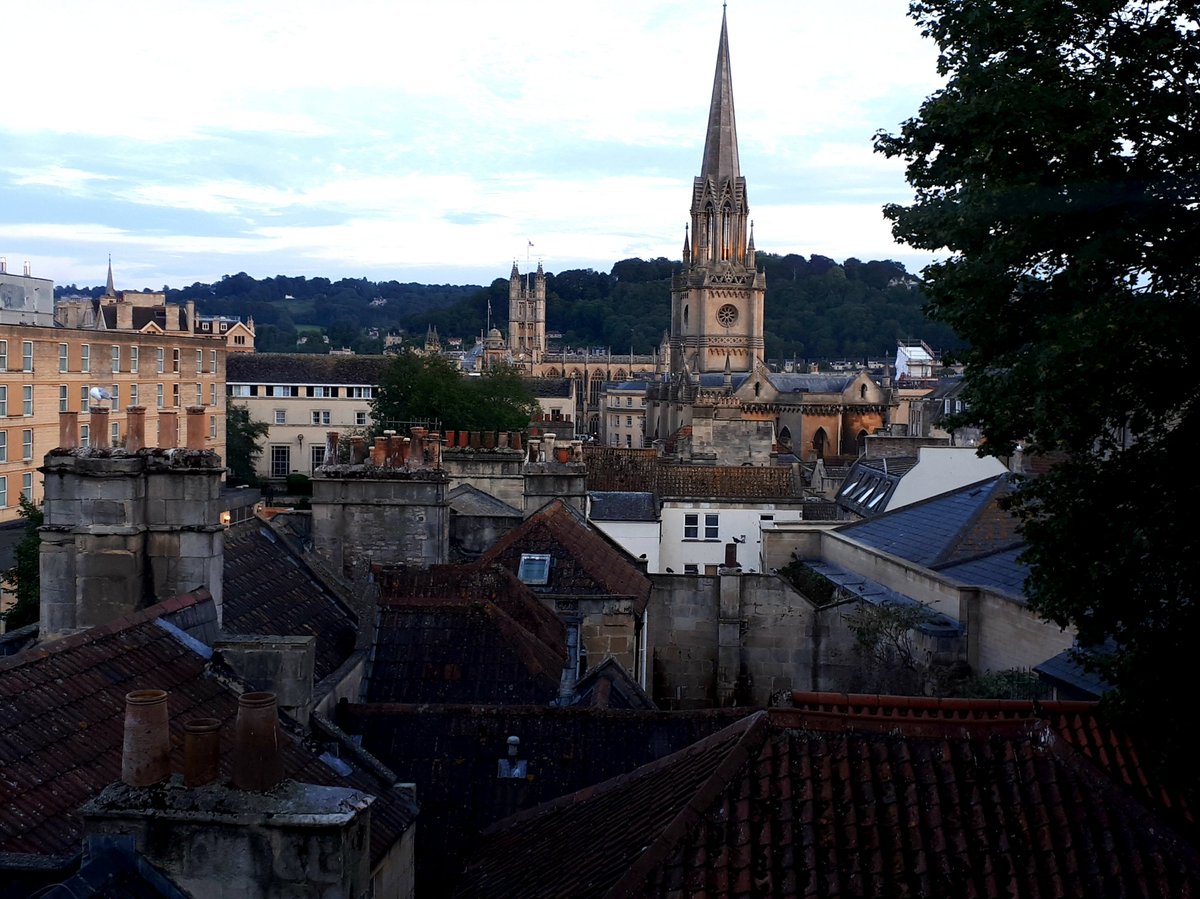 OneGirlGigging's tweet photo. When the view from your window is so very Fidler on the Roof. "I would quickstep over the rooftops to get to your house" #InTheory #FirstVisitEver #NewAdentures #PossNewBeginings
@curtsmith https://t.co/ROuiWg2GfY