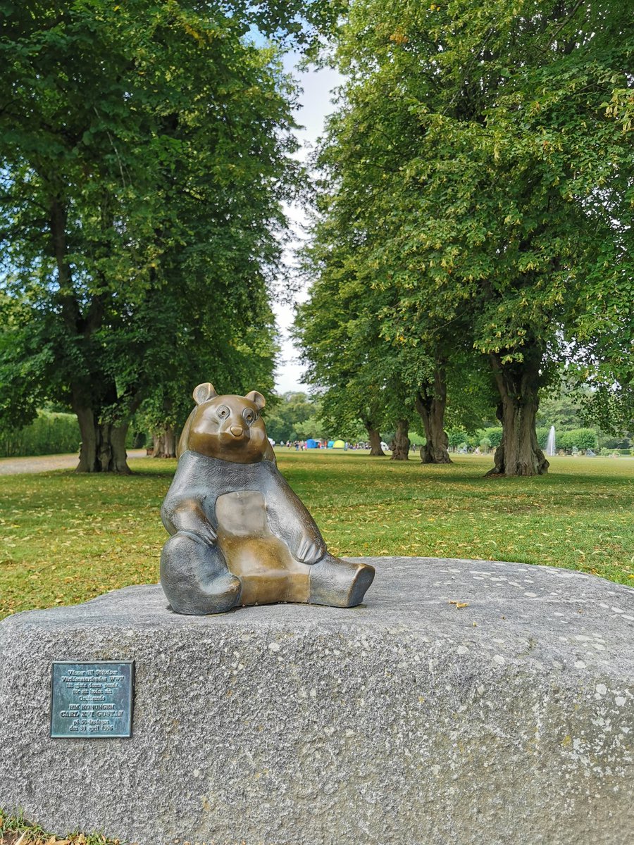 junastweeter's tweet image. Ulriksdal