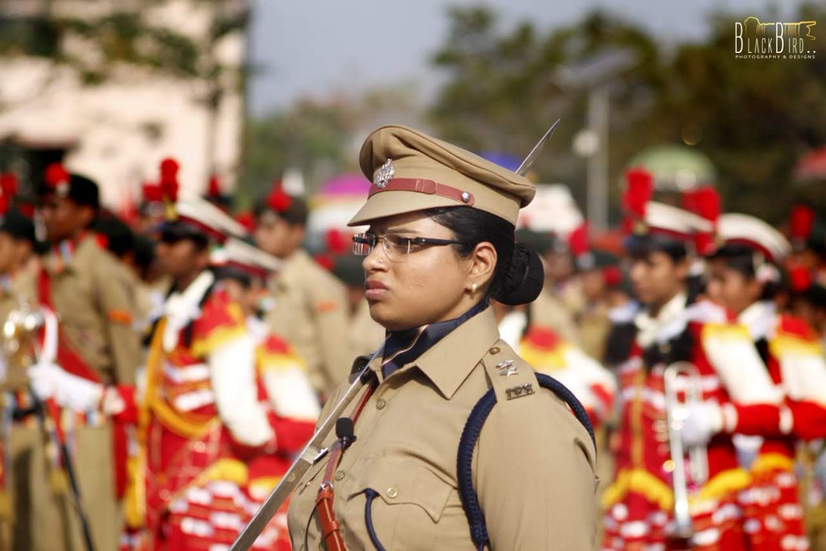 Best wishes to IPS probationers passing out today -
Ms. Reeshma Ramesan, IPS (P) of 70 RR, is a native of Kerala and borne onto home state. She is an electrical and electronics engineer. <a href="/RamesanReeshma/">reeshma_ramesan</a>