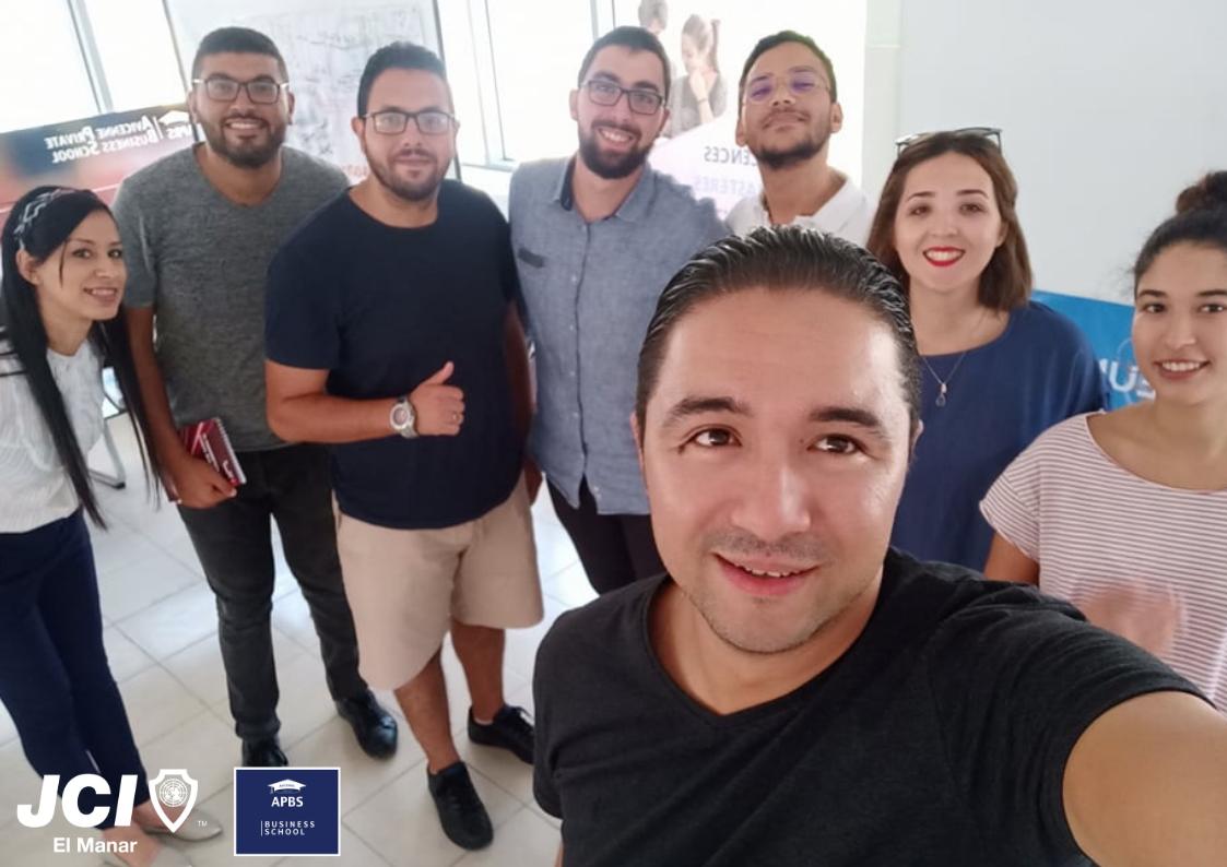 jce_elmanar's tweet photo. La JCE El Manar a organisé samedi 24/08/2019, à l'@APBS_tunisia une formation en rédaction de dossiers pour un bailleur de fonds animée par notre cher formateur et SG de la #ZoneA Zied Boulifi.
Voici un retour en photos 🙂
#JCE_ElManar #TheReborn https://t.co/iiXaRIioQm