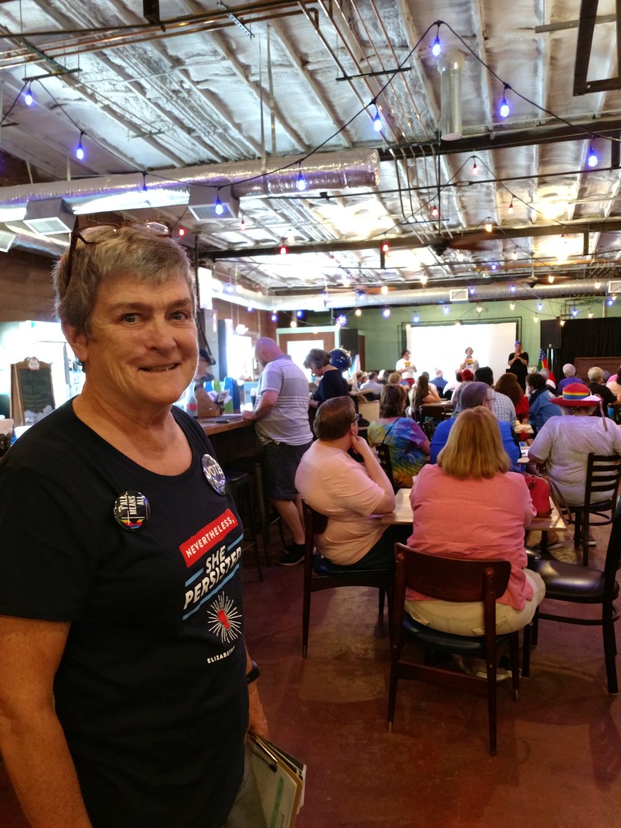 BCTNforWarren's tweet photo. Great turnout at the first Blount County, TN Pride event. We're here canvassing for Warren.TeamWarren @EWarrren @ElizabethWarren
#WinWithWarren #TeamWarren #Warren2020 #WarrenWeekendofAction https://t.co/s8FhjdzhIg