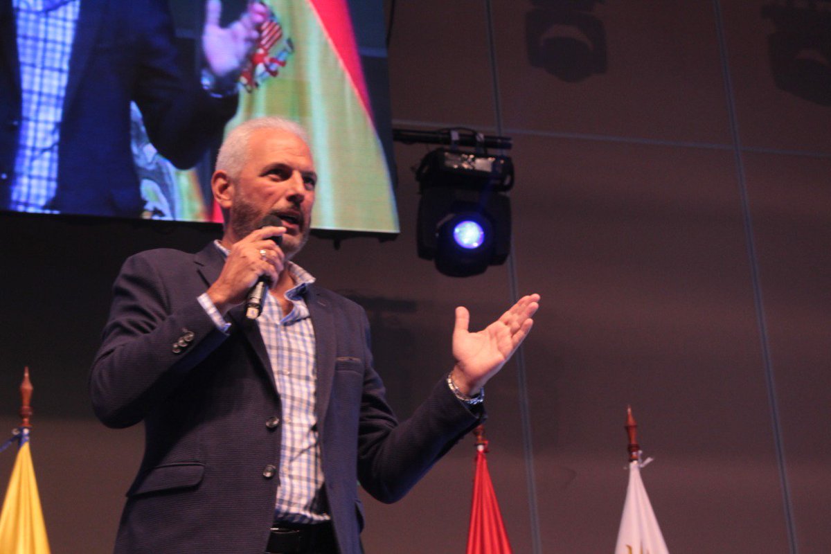 📢 "Para tener un buen rendimiento hay que tener un espíritu altivo, con garra y muchas ganas en la familia" 📢 nos cuenta Juan José Zapag en su charla "Cómo transformar una empresa familiar en un holding".