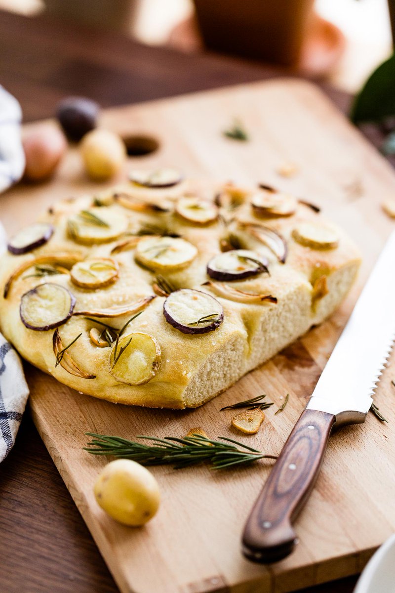 #AD New recipe! Rosemary &amp; Potato Focaccia made with <a href="/LittlePotatoCo/">Little Potato Co.</a> Terrific Trio🌿Get the recipe → ilovevegan.com/rosemary-herb-… #vegan