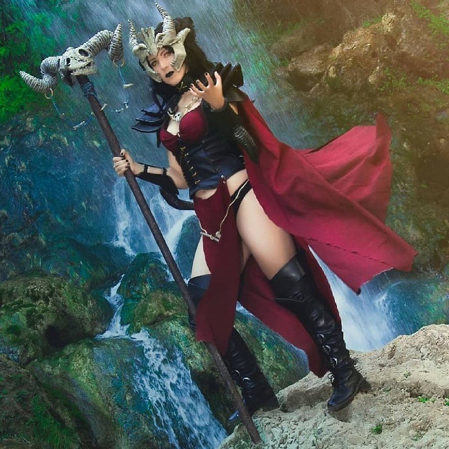 isonlycosplay's tweet photo. @Gemitah is Yavana
Costume by @Gemitah
Photo and edit by @spymistress
#yavana #dragonagecosplay #dragonage #darkhorsecomics #thesilentgrove #cosplay #cosmake #craftedcosplay #cosplayers #isonlycosplay #cosplayphotography #cosplaygirls #cosplayphoto #cosplayspain https://t.co/Z44qtrwVTE