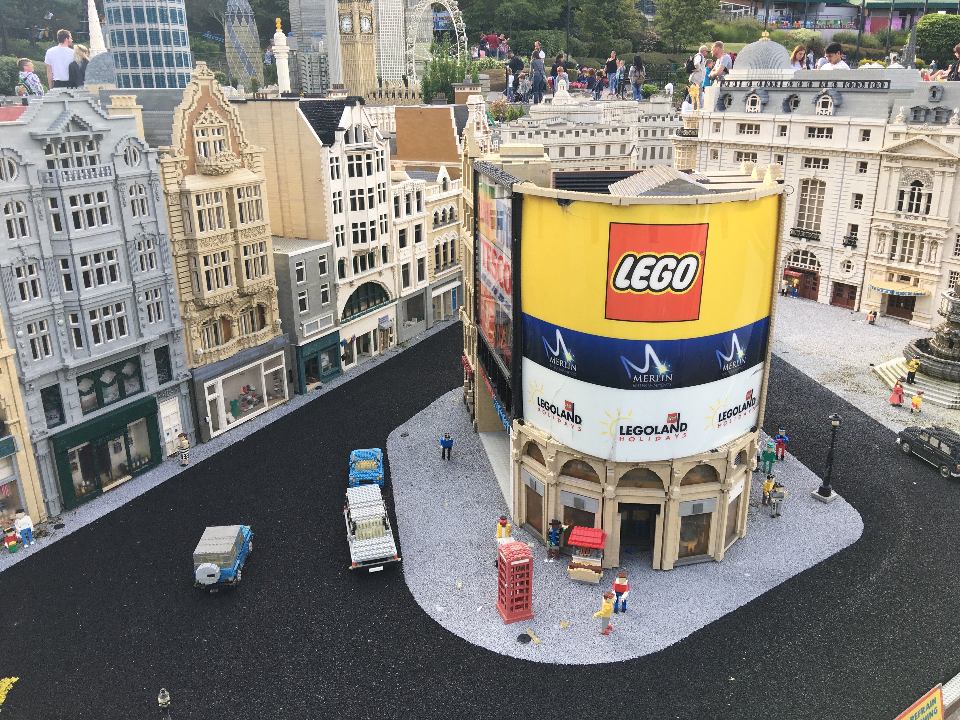 Piccadilly circus cheap lego
