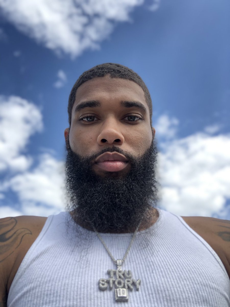TRUStoryBruiser's tweet photo. I’m on my OVO #NothingWasTheSame 🤳 #WhoDidItBetter😂 https://t.co/yviqqHe4zc
