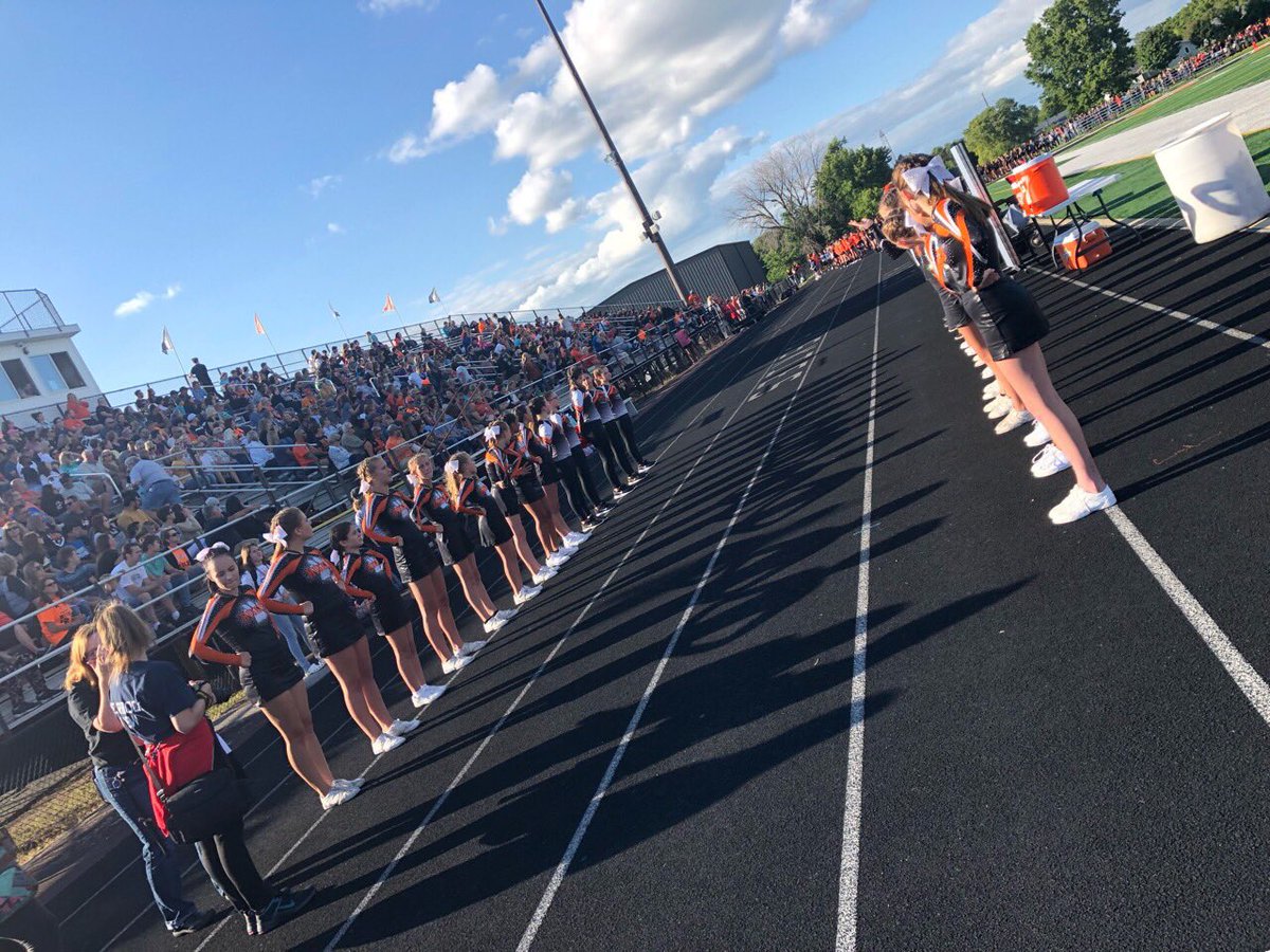 we had a BLAST at Orange &amp; Black last night!! 🐾🧡