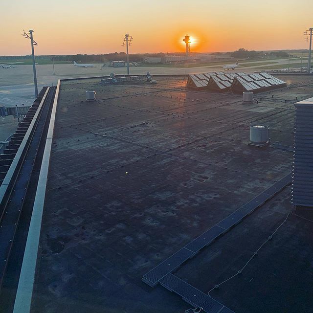 PimpYourMac's tweet photo. #Hannover #Airport zeigt sich von seiner besten Seite ❤️🍾🥓🥖🥗 #BBQ im #gate66 @hannover_airport @palavriongrill https://t.co/WUHFZFO0bo https://t.co/Gqn7BTTAls