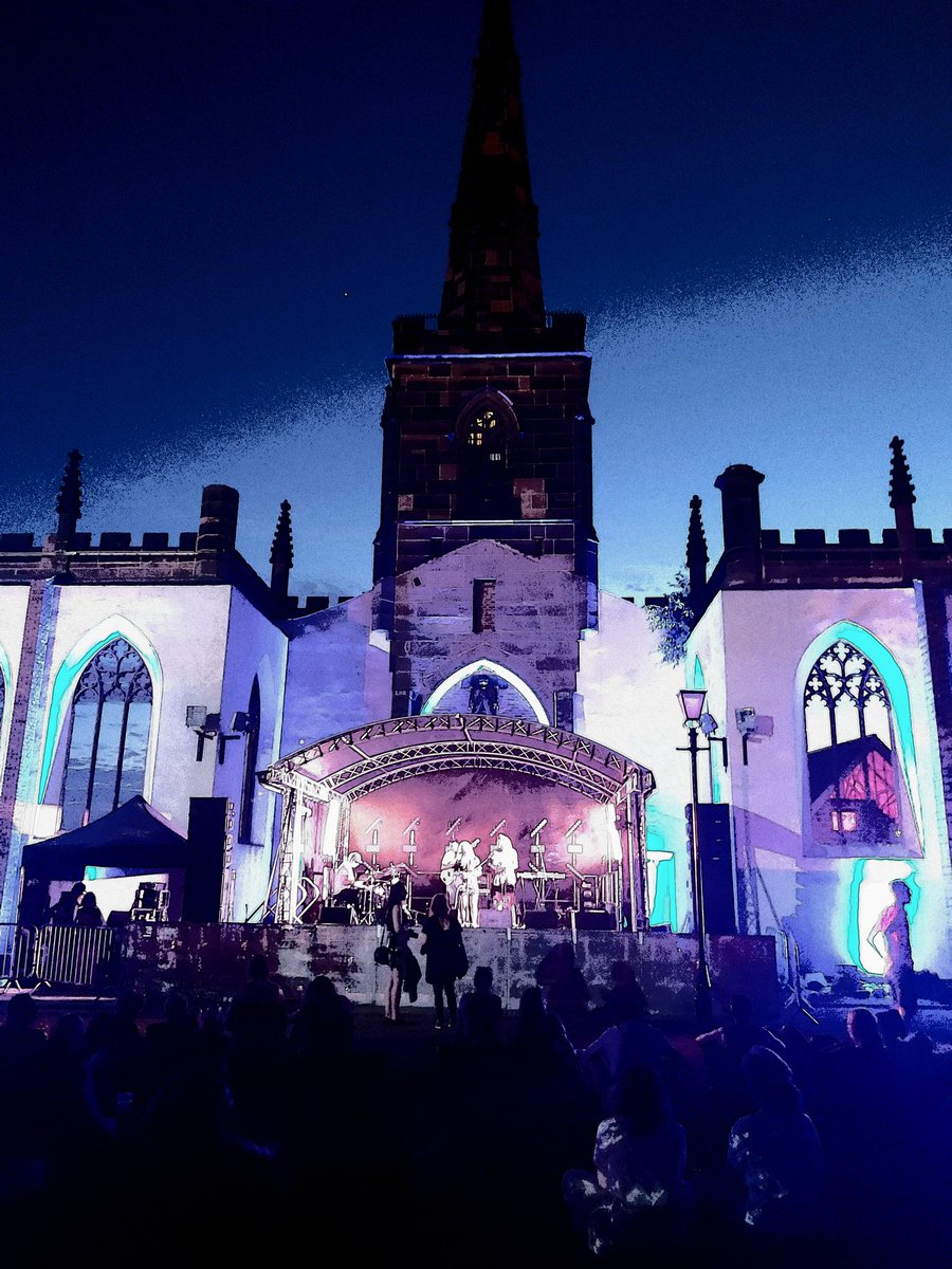 janeymorgs1's tweet photo. This is my hometown ๐ค @future_yard you are smashing it ๐ค what a year we're having @imaginewirral #Birkenhead #futureyardfest https://t.co/yktgMnhqmi