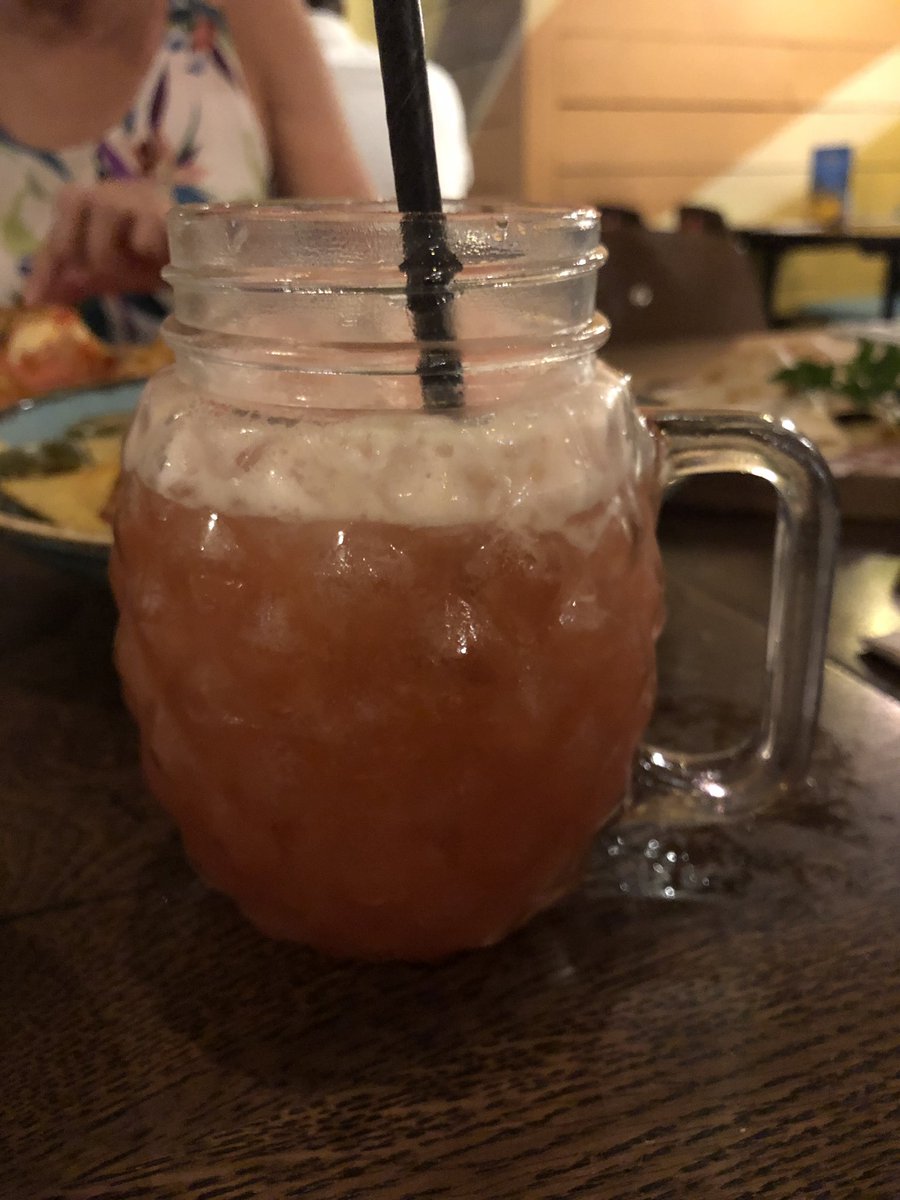 binkybunny7's tweet photo. Pineapple cocktail ππΉππ» #LasIguanas #tasty #goodforsomething https://t.co/ZO6h8KoZrA