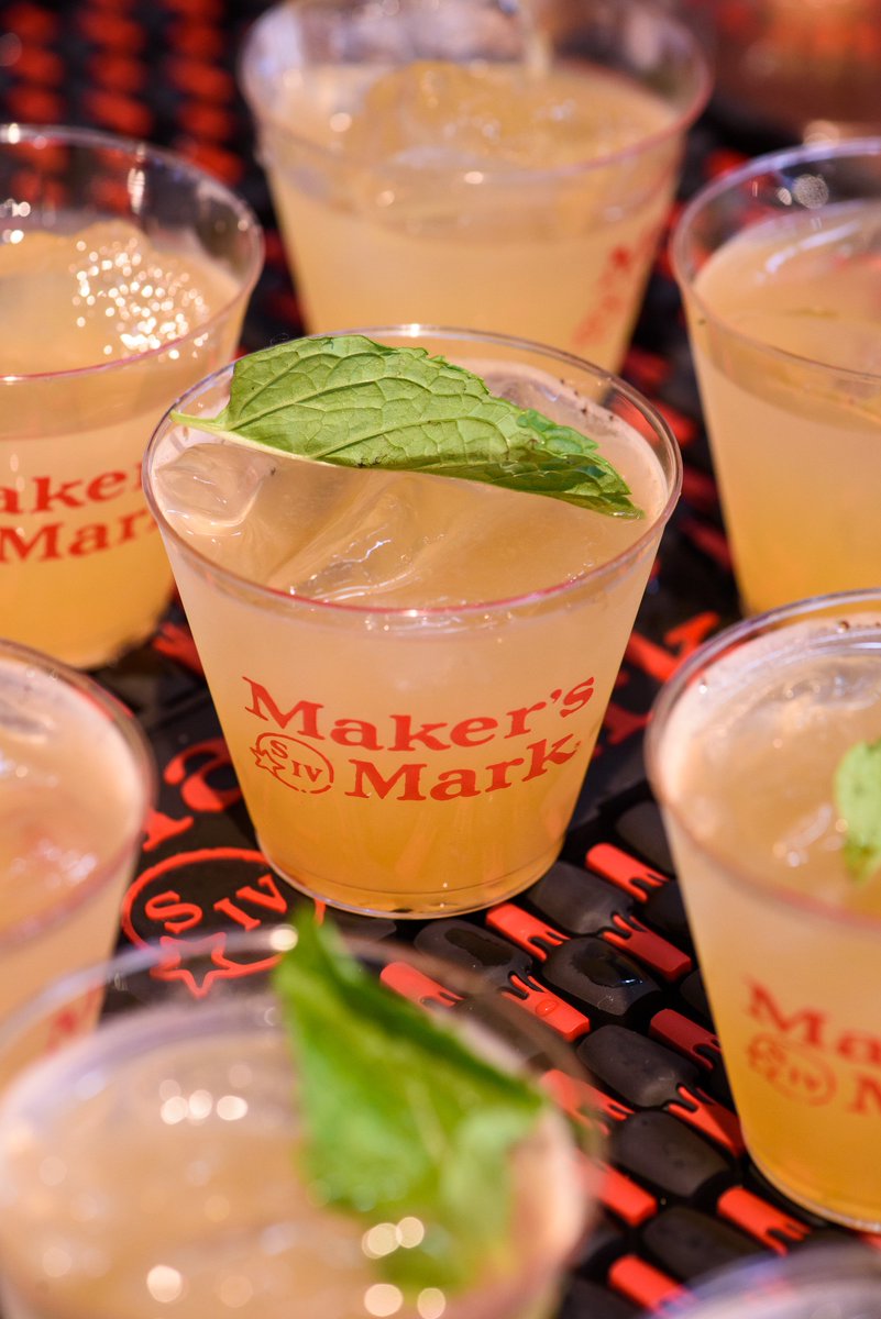 Our Evening Tasting is about to start! Starting of the night with a drink from <a href="/MakersMark/">Maker's Mark</a>!