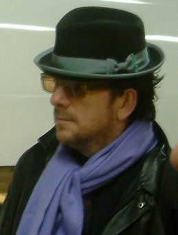 Happy birthday, Elvis Costello.               Oliver\s Army          1991 8 27         