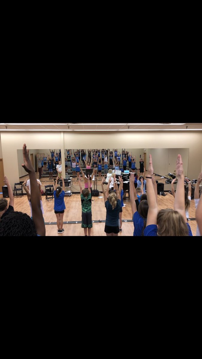 HIZIMom2013's tweet photo. Great weekend of choreography with Hannah Brown! Lots of fun...and hard work 🤗 (those are jazz hands btw 😉) Thanks SNJ Studios for the use of your beautiful space! https://t.co/DtkIjcF9JH