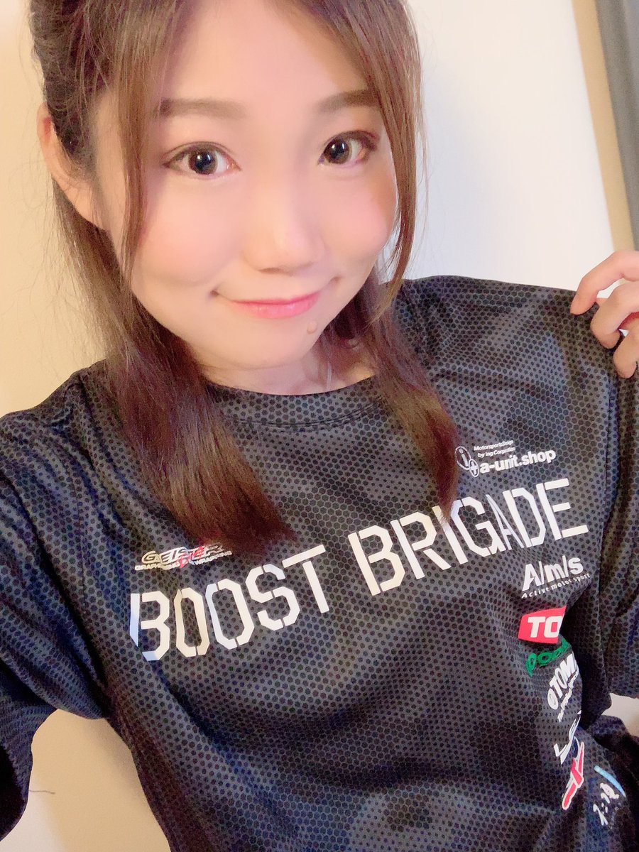 skr1842's tweet photo. おはようございます☀
エビスドリフト 2日目
本日も楽しくいきましょーう！♡♡
#BANDEL #AQMガール のグッズはAQMブースへ！
#BOOSTBRIGADE  #adidas グッズは #GOODRIDE ブースへお越しください！
あやかの看板もあるから、ぜひ見に来てね！♡
待ってるよー！⭐️ https://t.co/prgMtutC7Y