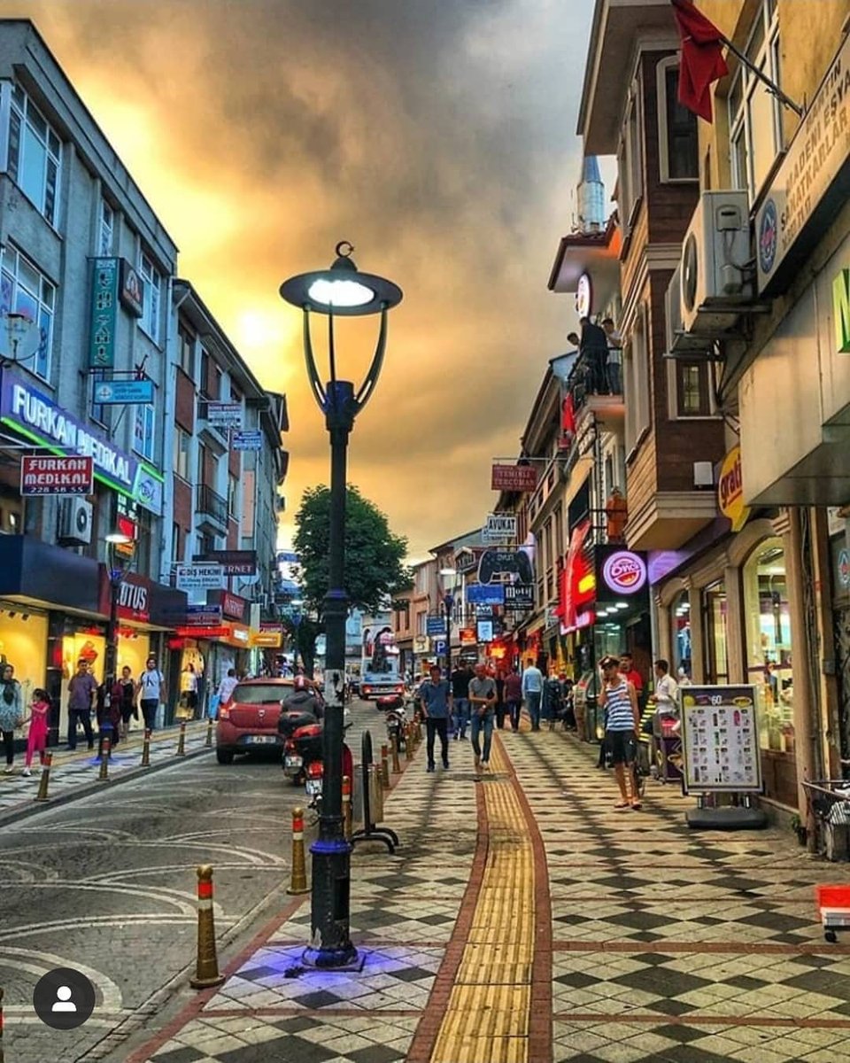 CaddeBu's tweet photo. #bucadde #bartın #kırmızıcadde #inkum #Amasra https://t.co/gyQwIhkc8s